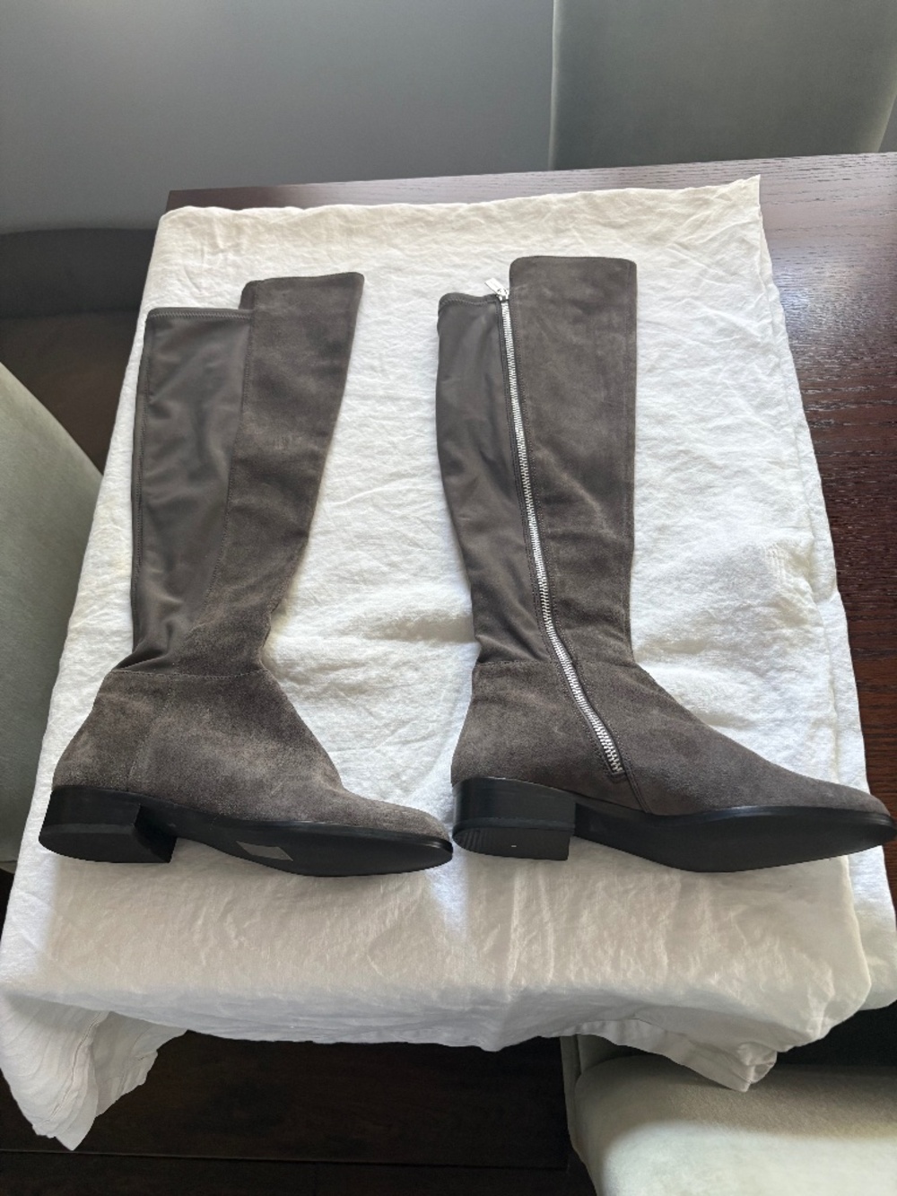 Michael by Michael Kors Grey suede boots